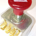 Выключатель аварийной сигнализации 24В ВК-422-12-24V -1052 (старинная)