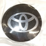 Наклейки на колпак ступицы с эмблемой D=56мм TOYOTA (4шт) ВЫПУКЛЫЕ ЧЁРНЫЕ