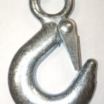 Крюк кованный 110 гр для буксировочного троса 13347