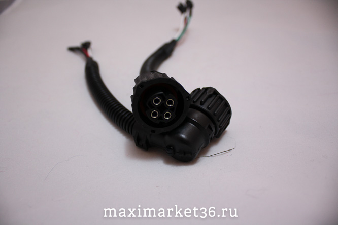 Разъём заднего фонаря (жгут) СМАЗ MAN MERSELES (4-х конт) и все груз иномар ПРЯМОЙ 02386 PR-0835