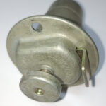 Выключатель массы ГАЗ кнопочный 24В (типа тракторный) металл.ВК-700  2475