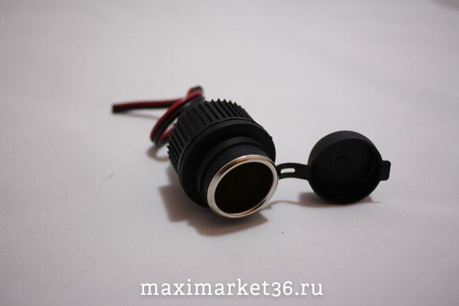 Гнездо прикуривателя с крышкой (дополн. розетка) с проводом влагозащищённое pr-1237