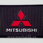 Коврик антискатный силиконовый 20 смх13 см с логотипоv MITSUBISHI