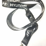 Шнурок-держатель на шею "HYUNDAI" модный с металлическим карабином