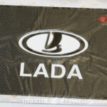 Коврик антискатный силиконовый 20 смх13 см с логотипом LADA