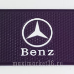 Коврик антискатный силиконовый 20 смх13 см с логотипом MERSEDES