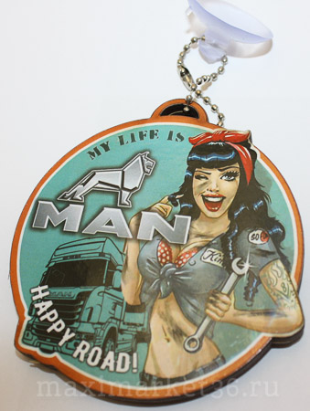 Подвеска ЦВЕТНАЯ MAN круглая выпуклая деревянная на присоске